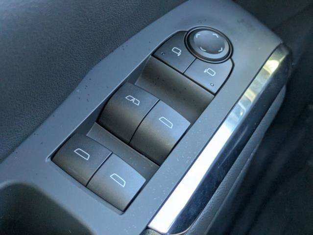 New 2026 Chevrolet Traverse LT w/ Driver Confidence Package FWD image 26