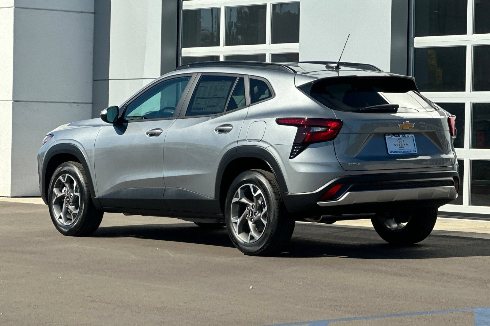 New 2026 Chevrolet Trax LT FWD image 6