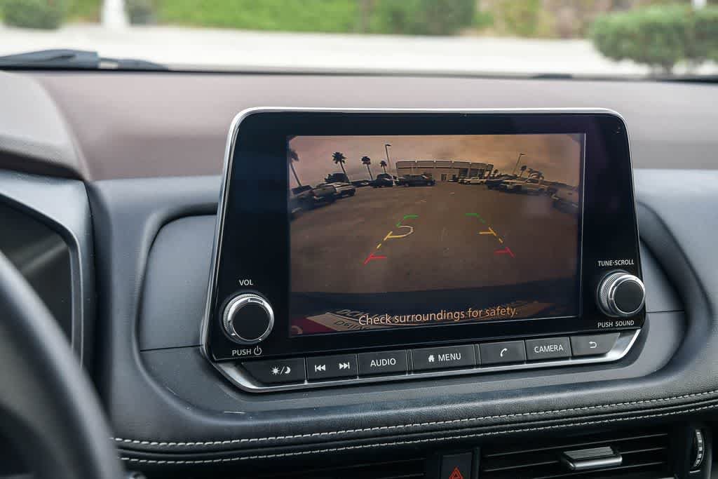 Used 2021 Nissan Rogue S FWD image 22