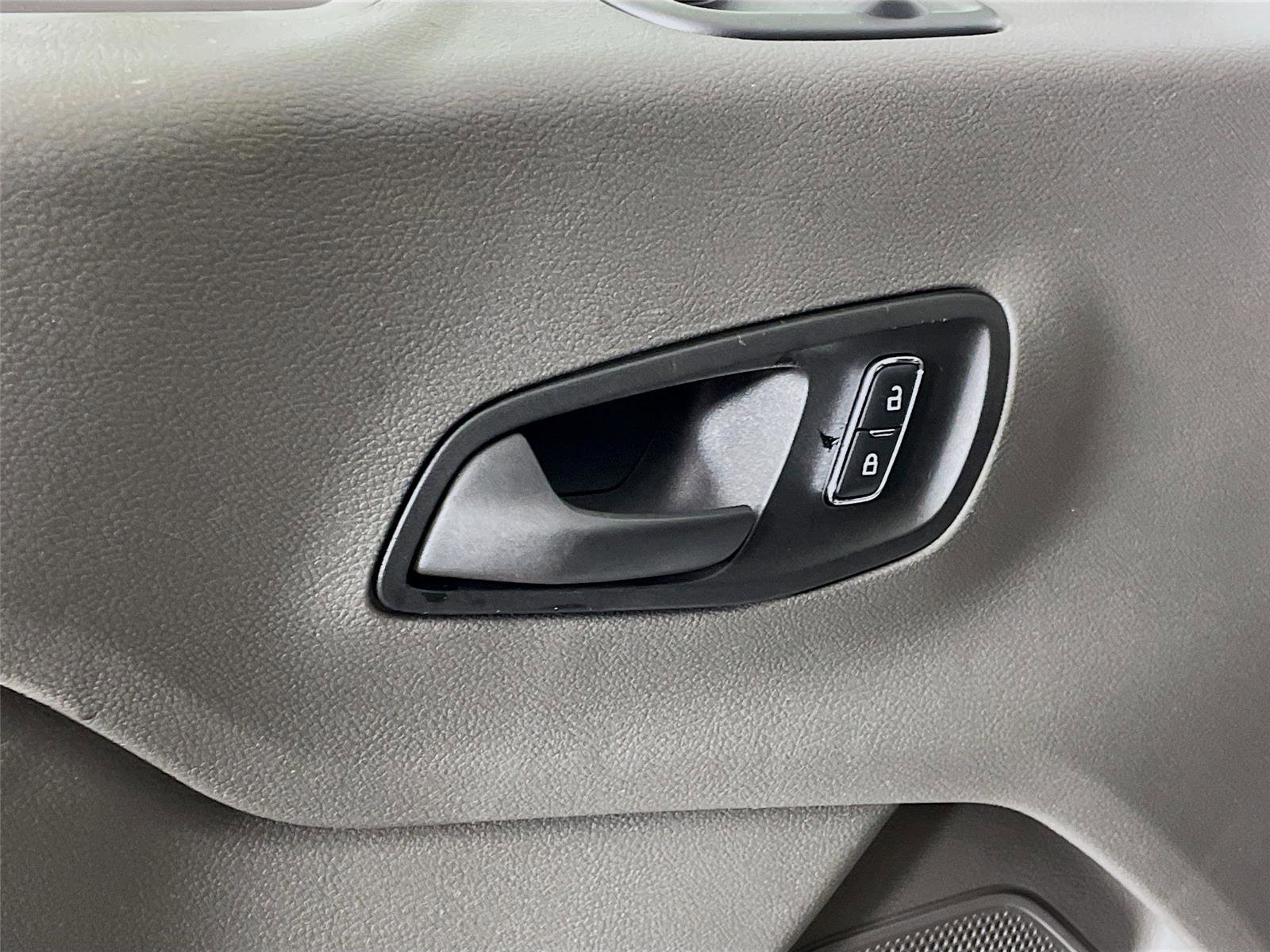 New 2025 Ford Transit 250 148 Medium Roof image 20