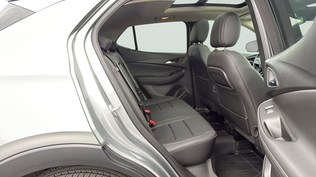 Used 2023 Buick Encore GX Essence w/ Experience Buick Package image 12