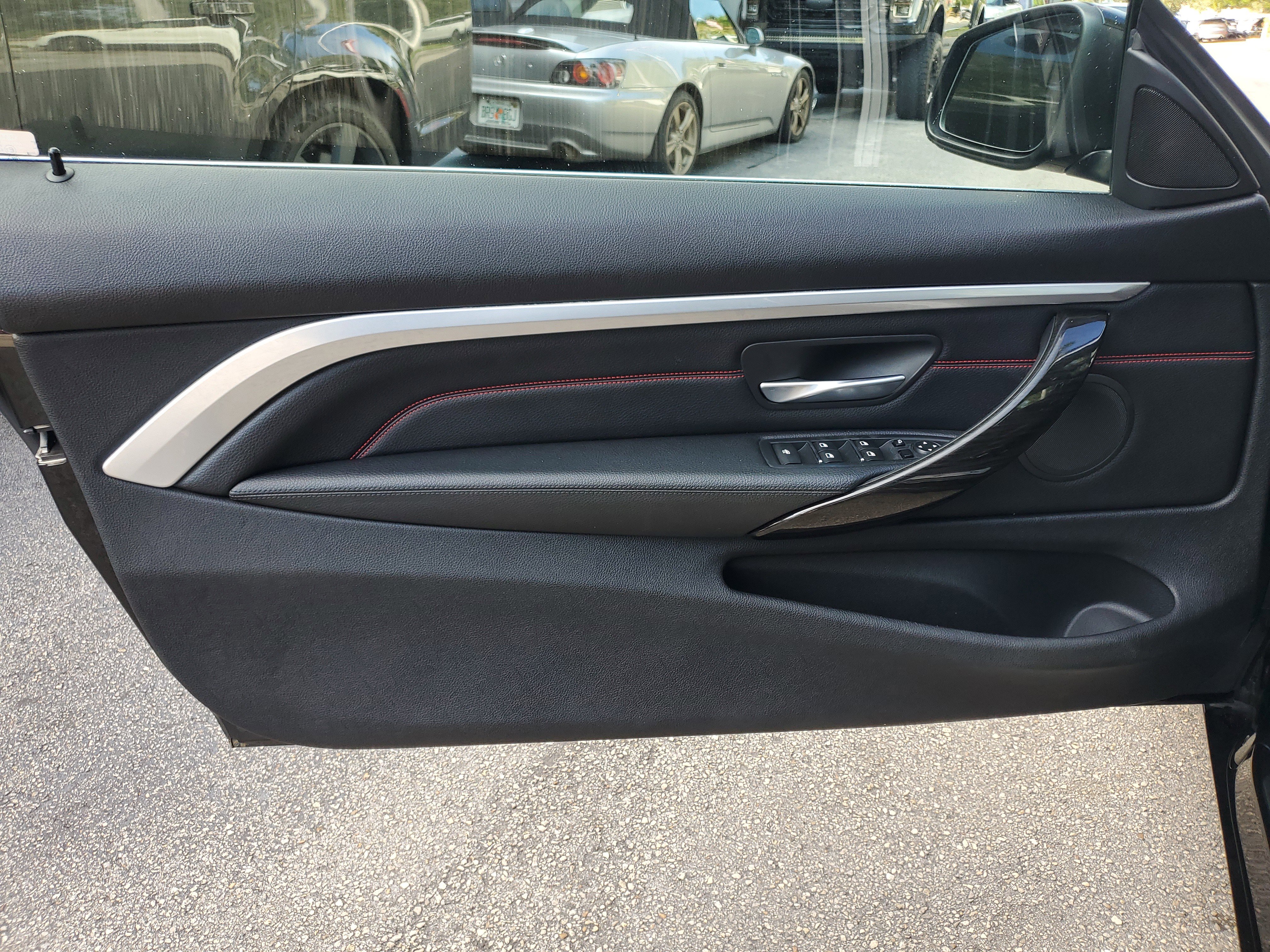 Used 2018 BMW 430i Convertible image 12