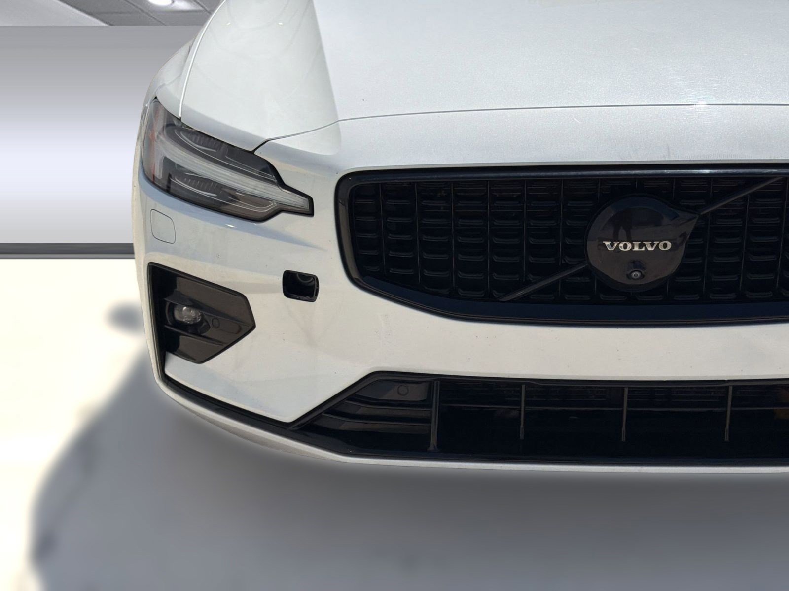Used 2024 Volvo S60 B5 Plus FWD image 28