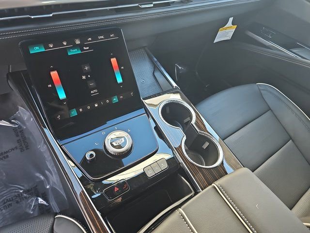 New 2026 Cadillac Escalade ESV Luxury w/ Touring Package image 27