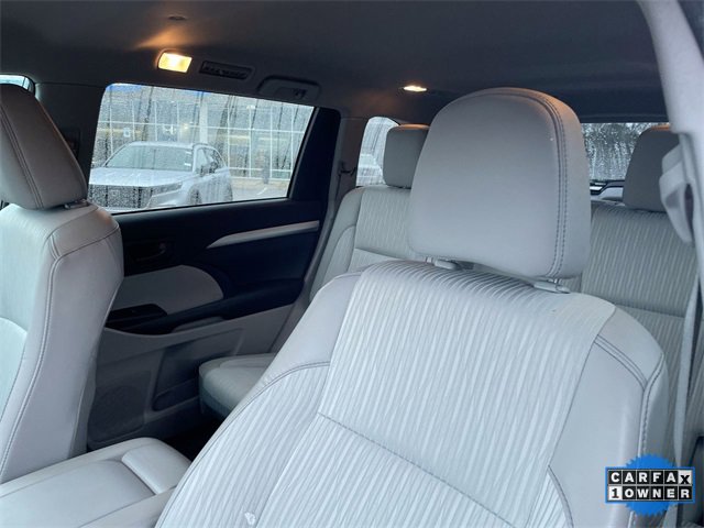 Used 2015 Toyota Highlander Plus image 14