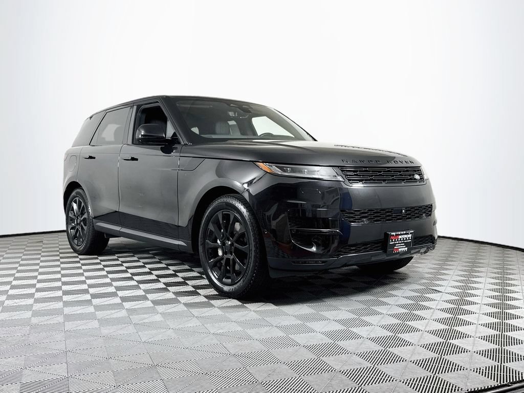 Used 2025 Land Rover Range Rover Sport SE