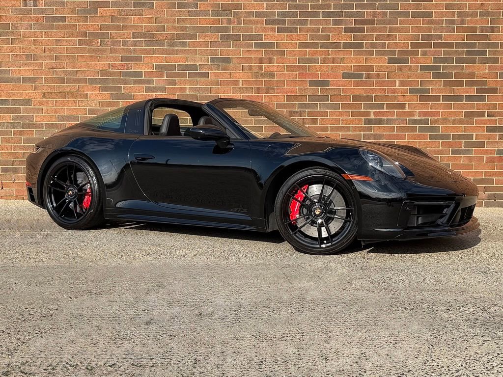 Certified 2022 Porsche 911 Targa 4 GTS image 9