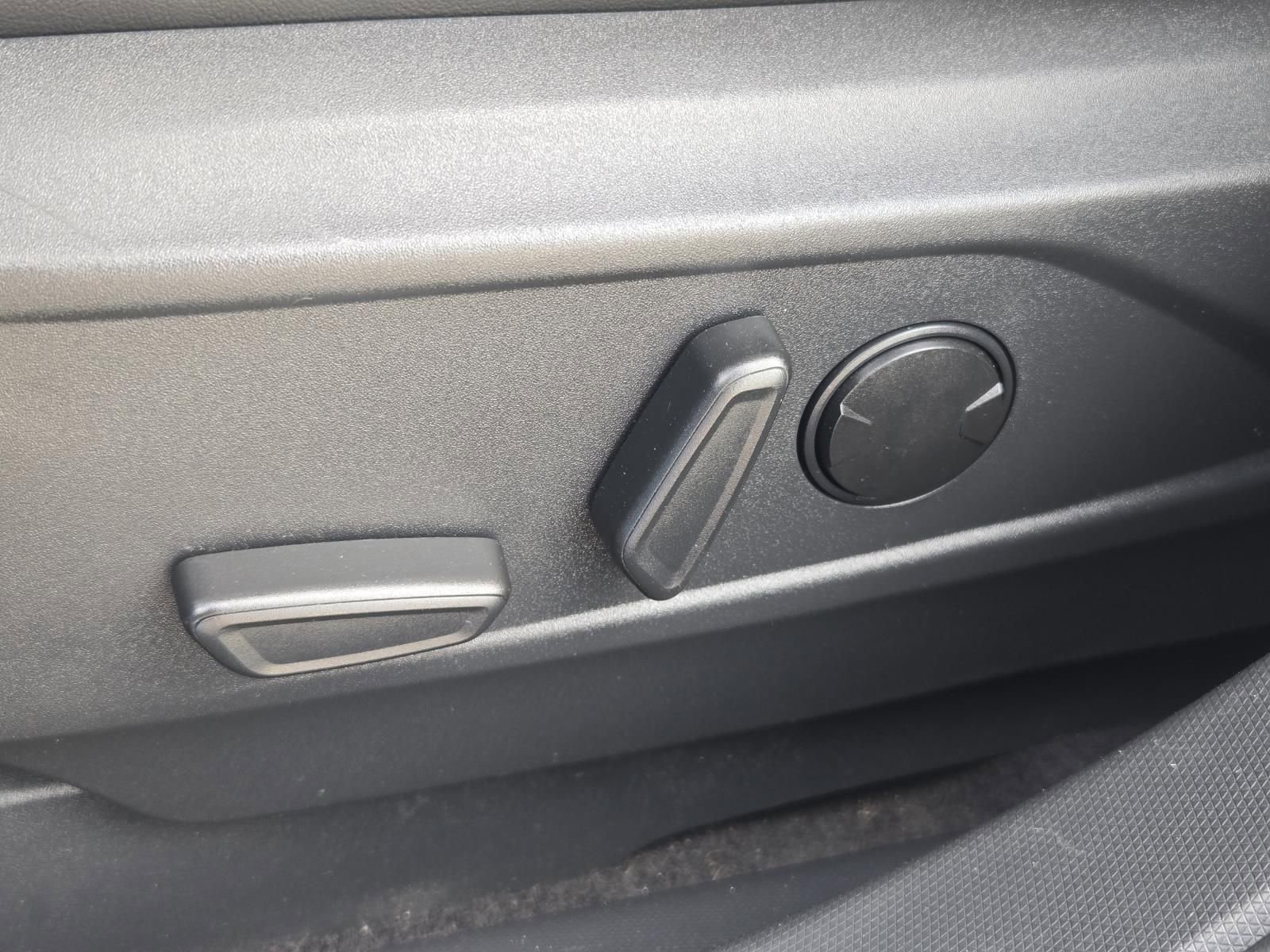 Used 2023 Ford Mustang Mach-E Premium image 26