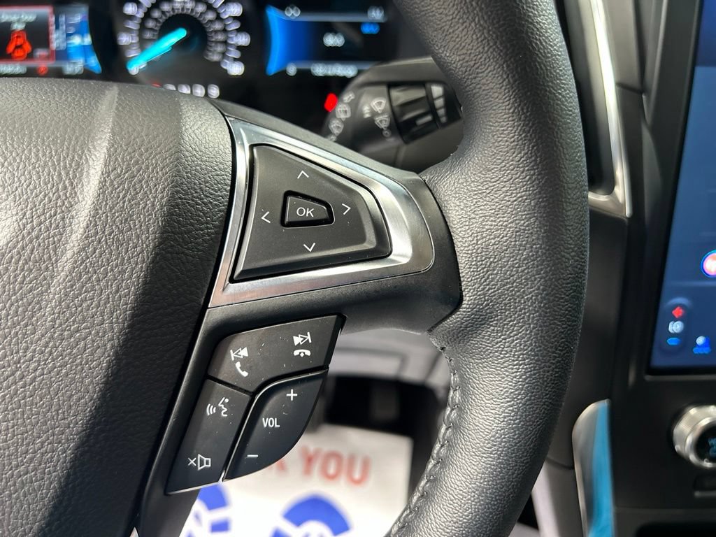 Used 2024 Ford Edge Titanium w/ Equipment Group 301A AWD/4WD image 20