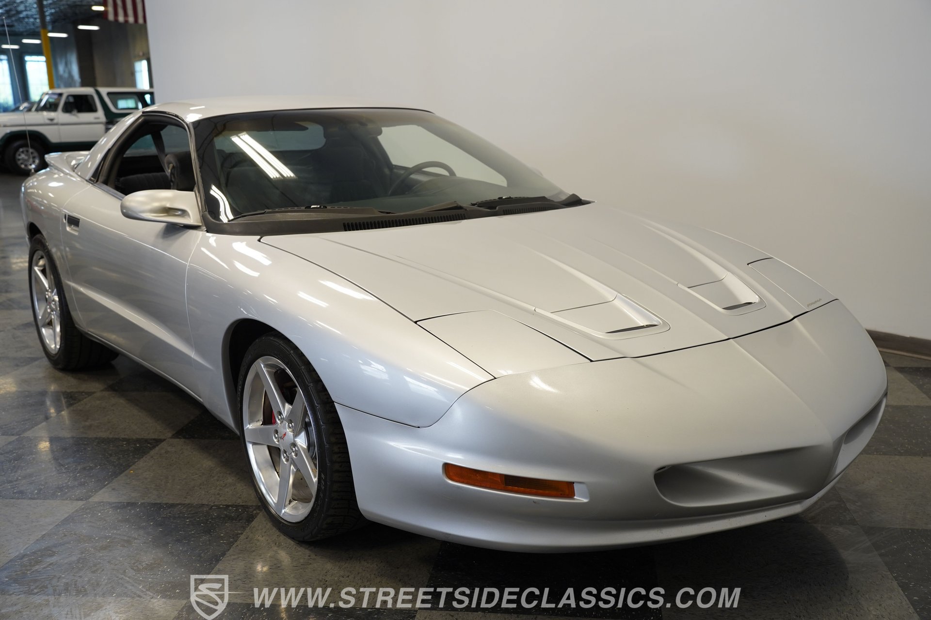 Used 1997 Pontiac Firebird Formula w/ Opt Pkg RWD image 16