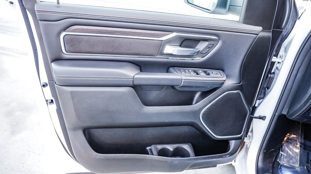 Used 2026 RAM 1500 Laramie AWD/4WD image 23
