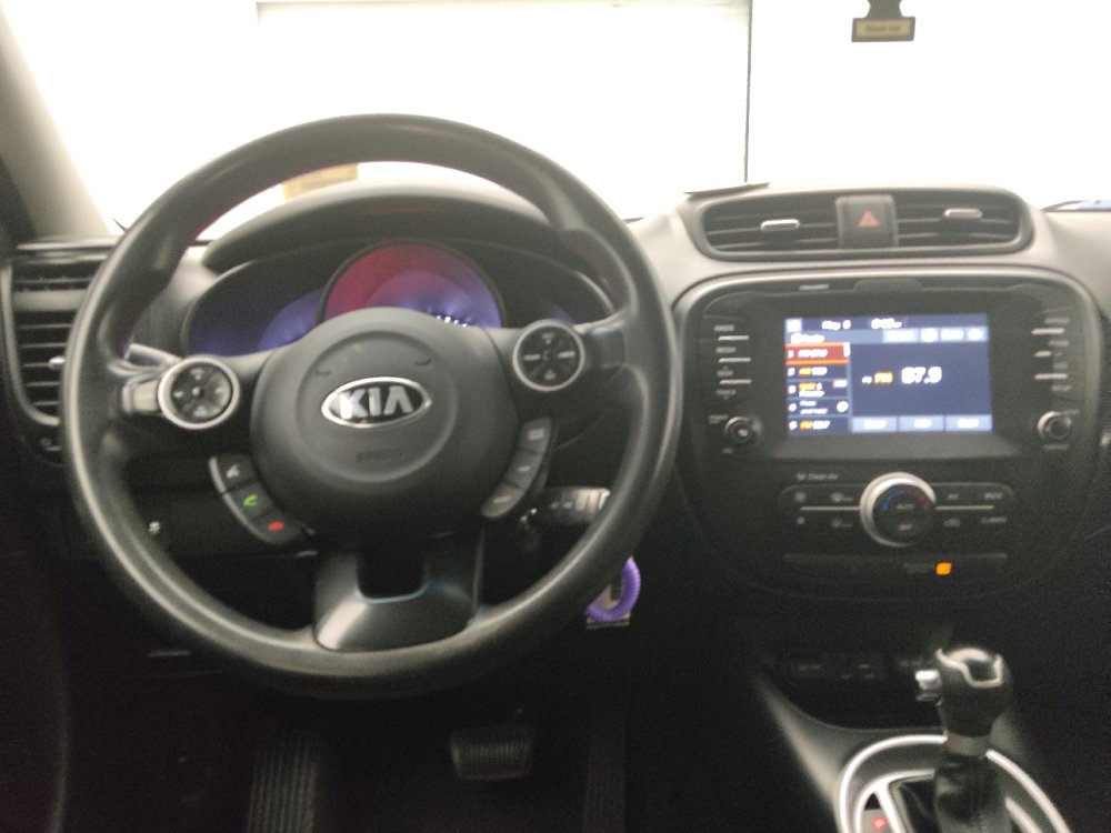 Used 2019 Kia Soul + FWD image 22