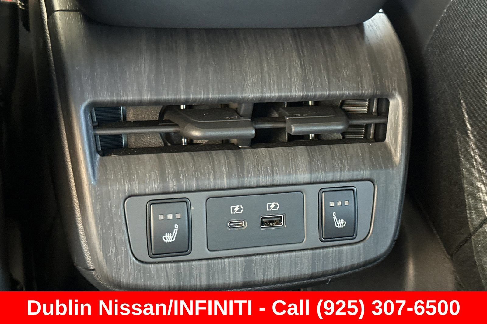 Used 2023 Nissan Ariya FWD image 42