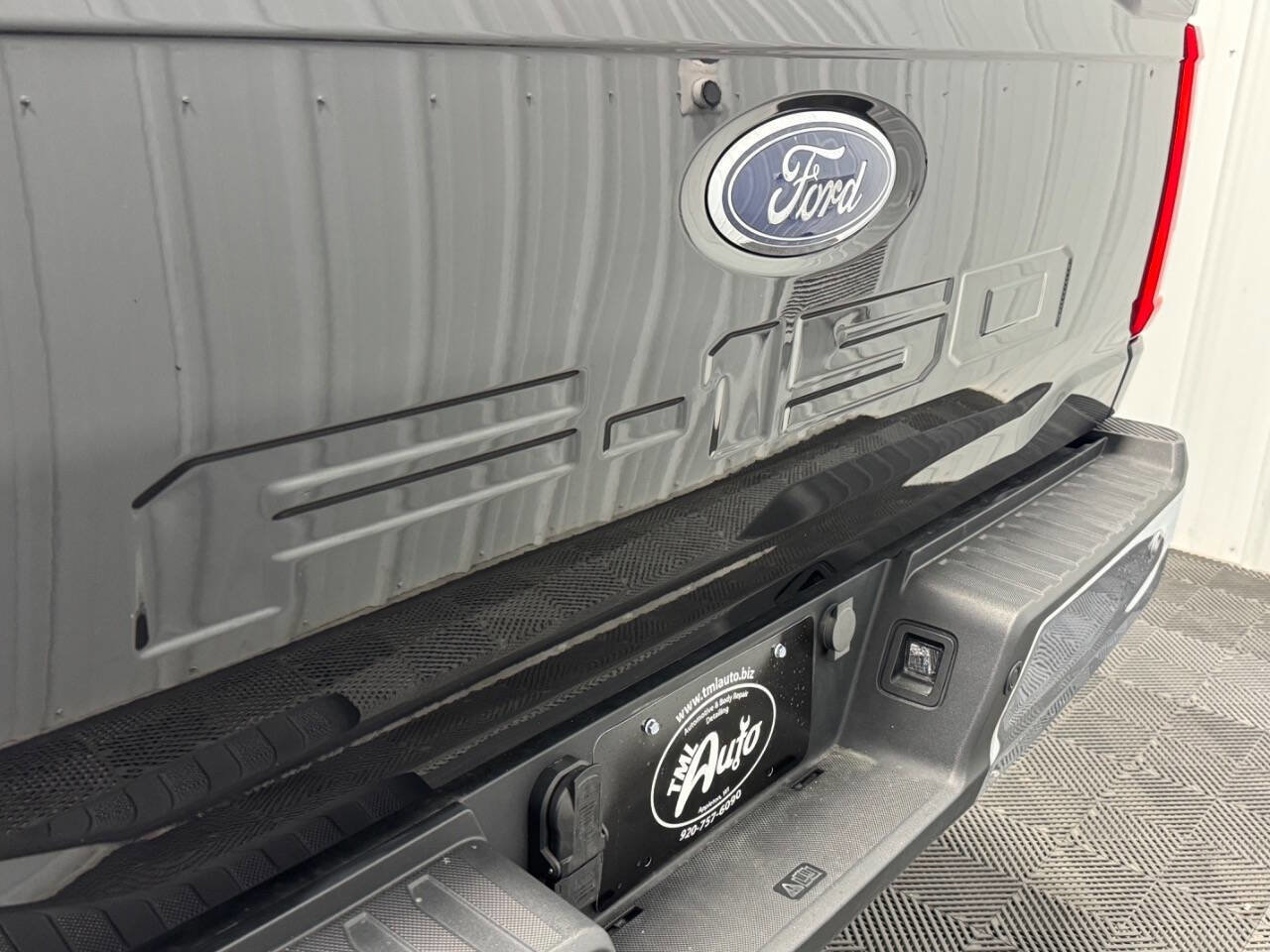 Used 2023 Ford F150 XL w/ XL Chrome Appearance Package image 5