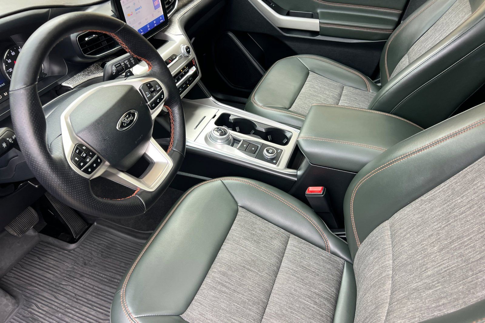 Used 2022 Ford Explorer Timberline image 10