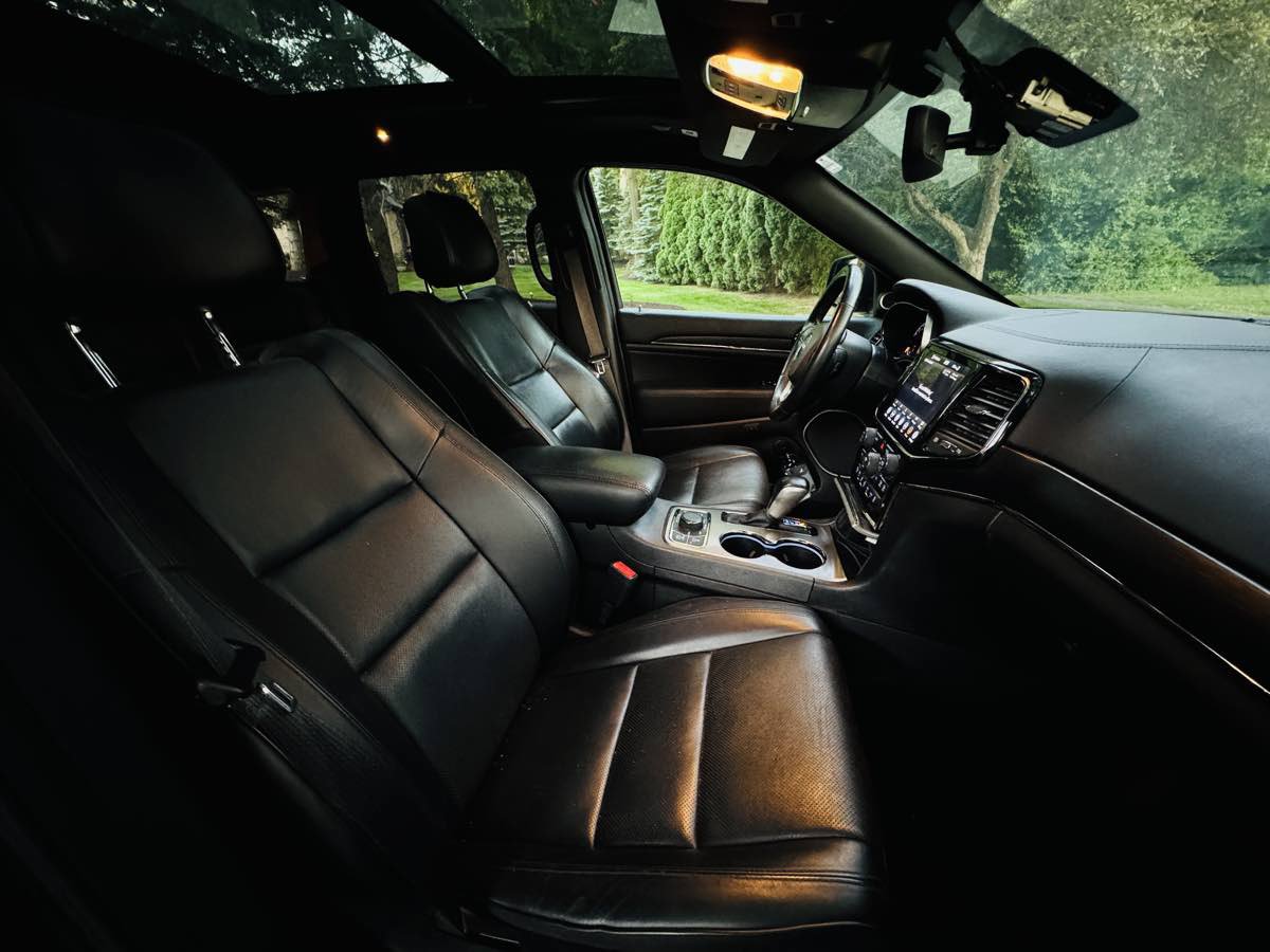 Used 2021 Jeep Grand Cherokee High Altitude AWD/4WD image 16