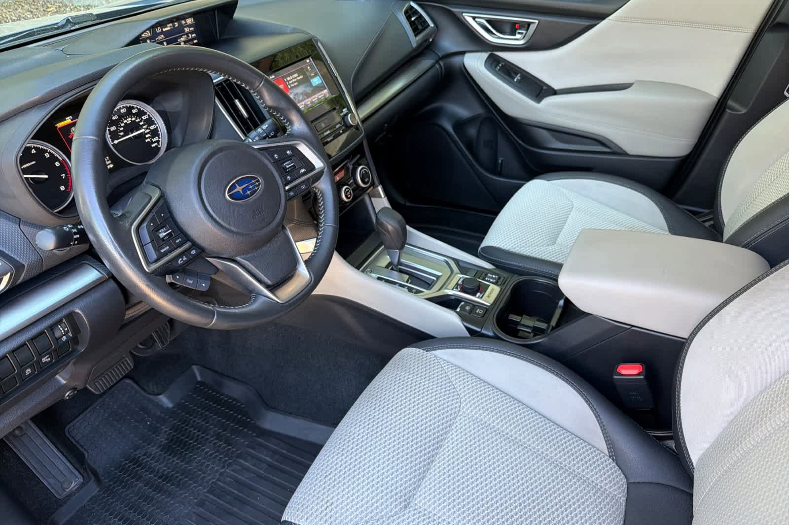 Used 2019 Subaru Forester Premium AWD/4WD image 11