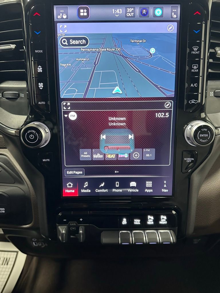 Used 2025 RAM 2500 Laramie image 26