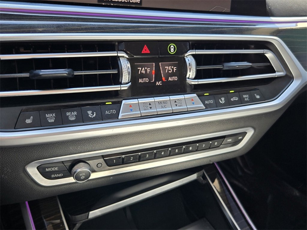 Used 2021 BMW X7 xDrive40i w/ Parking Assistance Package image 20