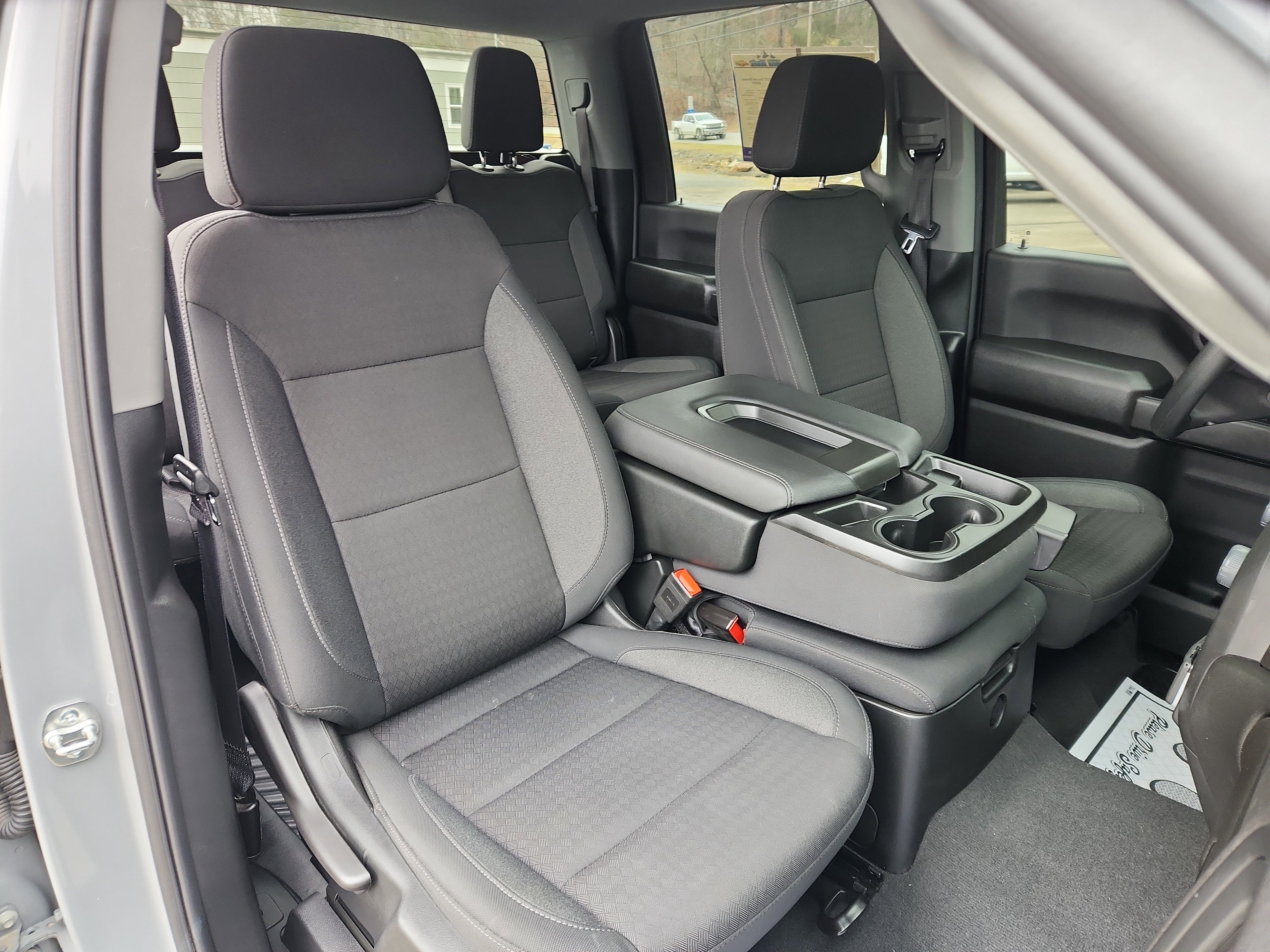 Used 2025 Chevrolet Silverado 2500 Custom w/ Custom Value Package image 35