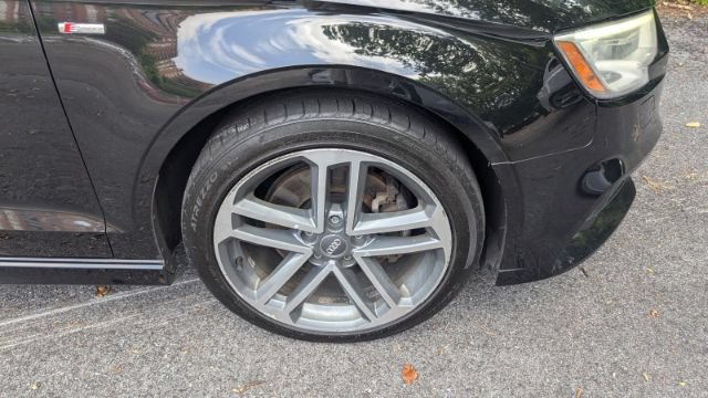 Used 2018 Audi A3 2.0T Premium Plus w/ Premium Plus Package AWD/4WD image 11