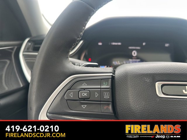 Used 2023 Jeep Grand Cherokee L Laredo w/ Luxury Tech Group I image 24