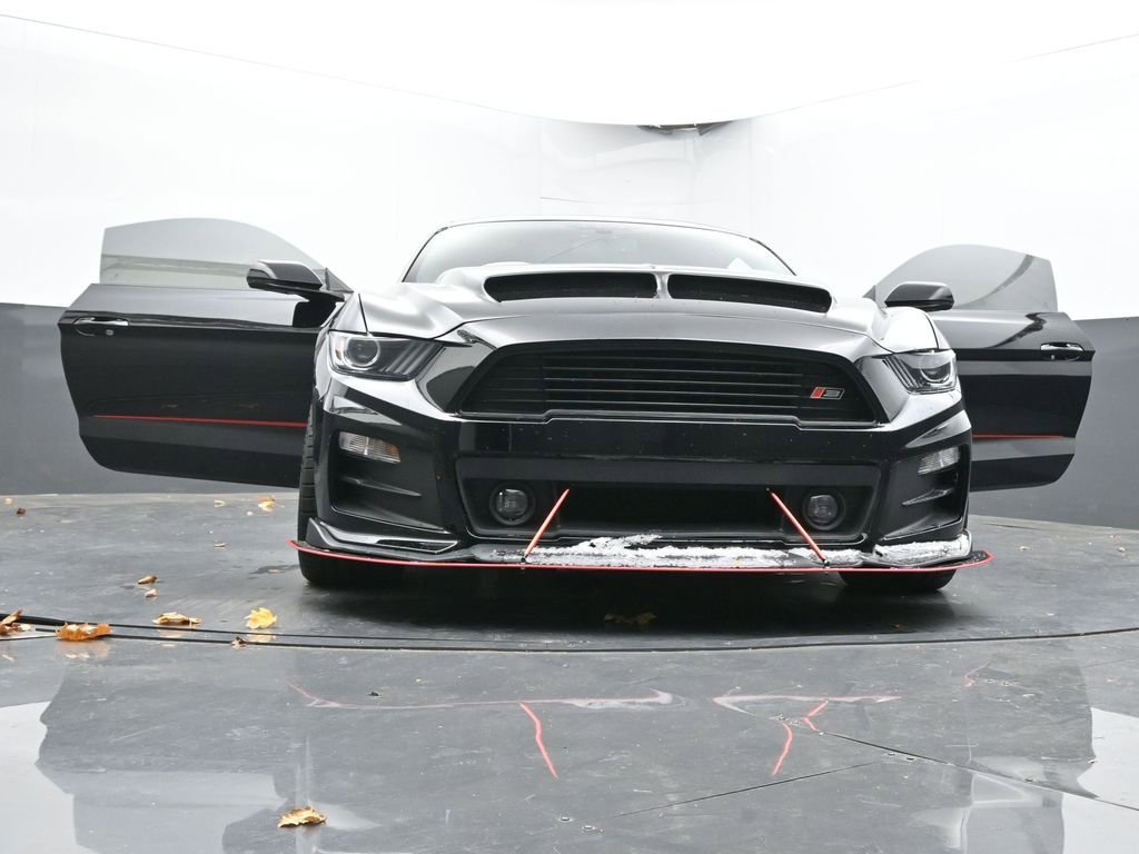 Used 2017 Ford Mustang GT Premium w/ GT Performance Package image 65