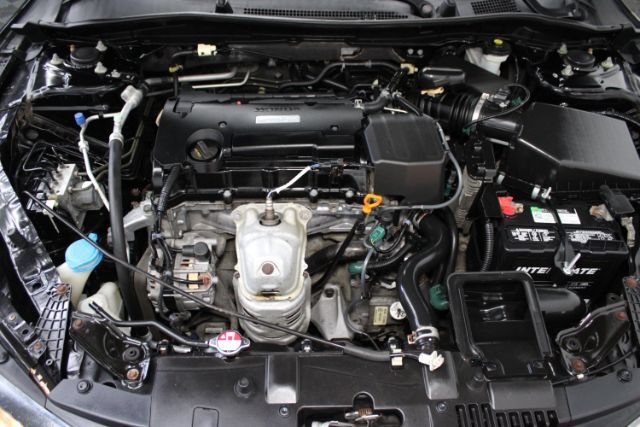 Used 2017 Honda Accord LX image 22