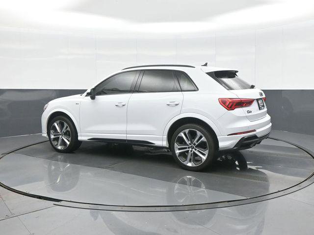 Used 2022 Audi Q3 2.0T Premium Plus w/ Premium Plus Package image 5
