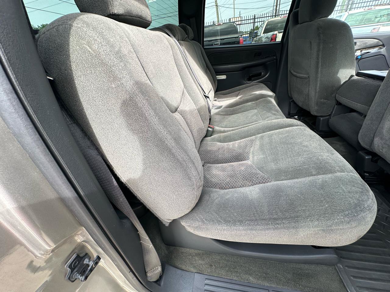 Used 2003 Chevrolet Silverado 2500 LS RWD image 29