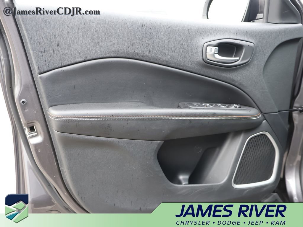 Used 2020 Jeep Compass Latitude image 20