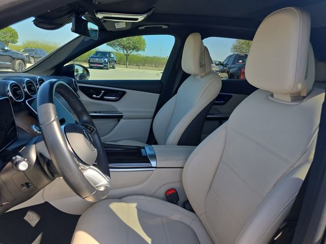 Used 2024 Mercedes-Benz GLC 300 4MATIC image 15