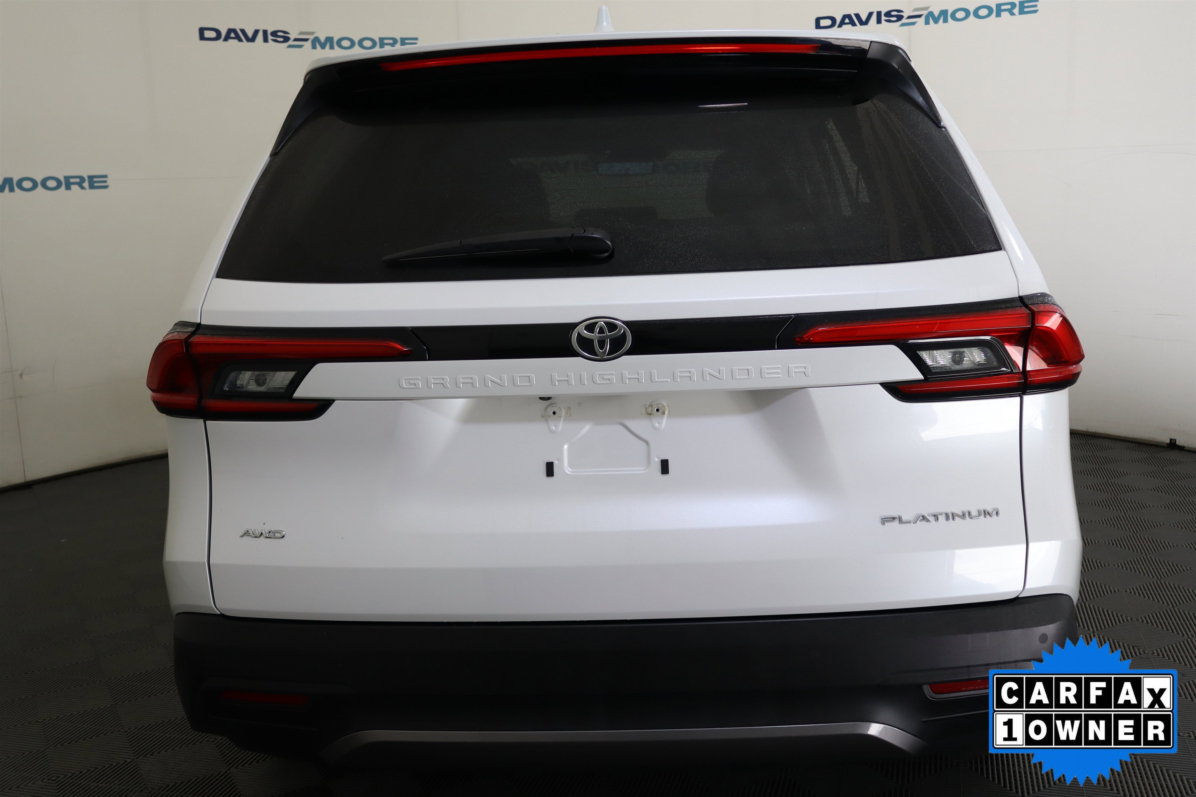 Used 2024 Toyota Grand Highlander Platinum image 8