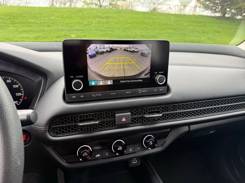 Used 2024 Honda HR-V LX image 10
