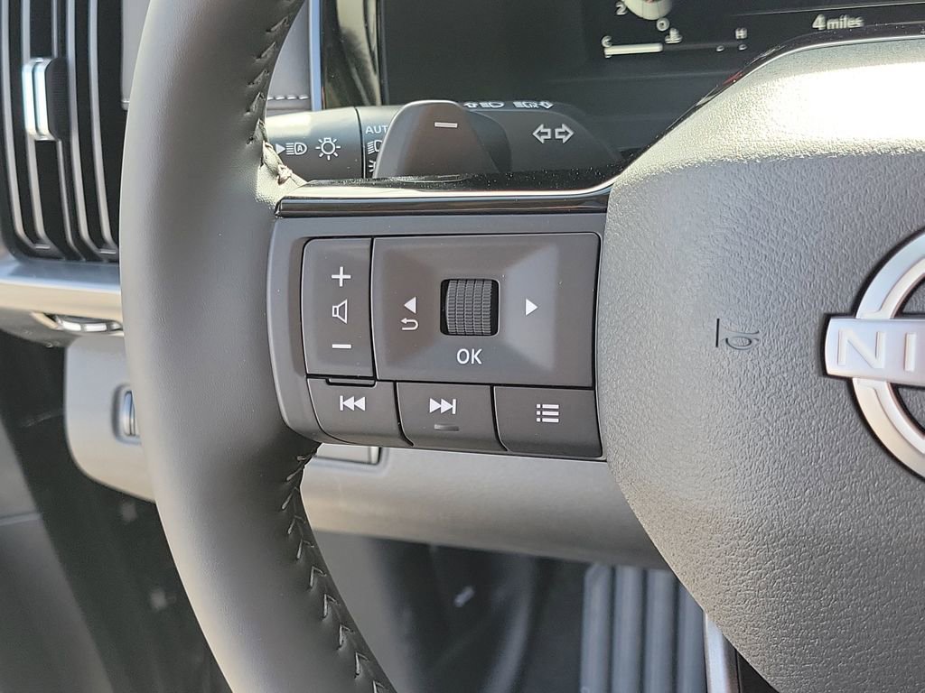 New 2026 Nissan Pathfinder SL AWD/4WD image 32