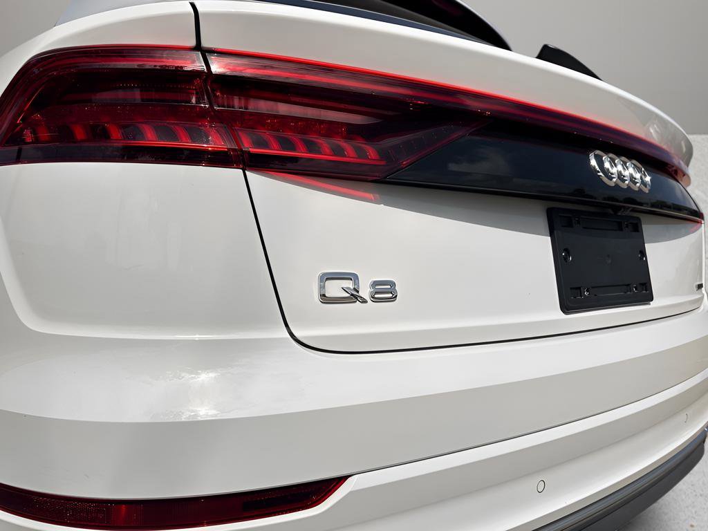Used 2023 Audi Q8 Premium Plus AWD/4WD image 32