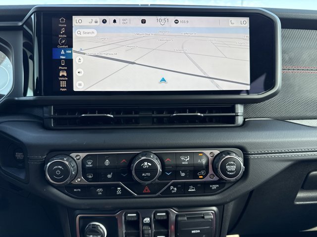 Used 2024 Jeep Wrangler Unlimited Rubicon 392 image 18