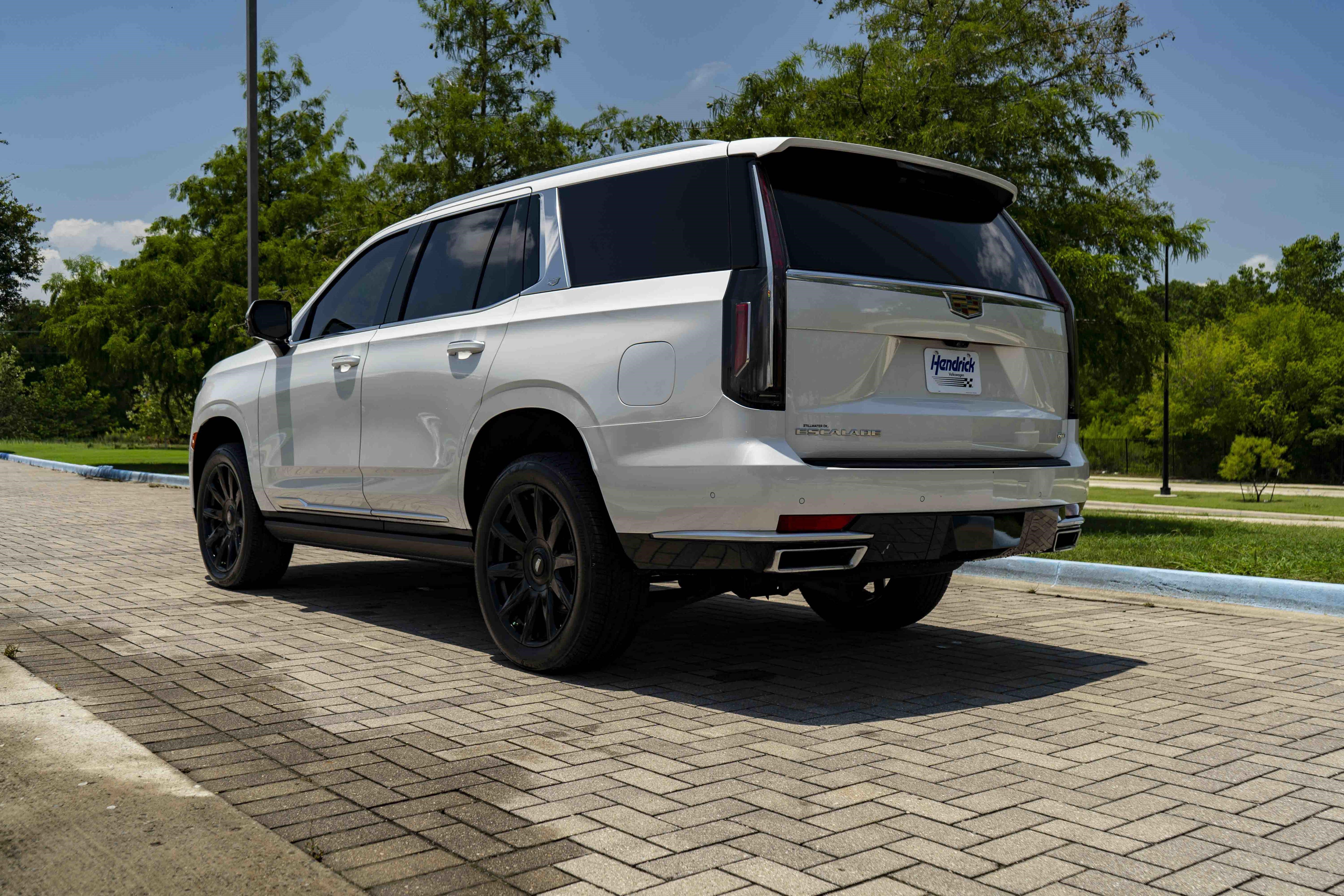 Used 2024 Cadillac Escalade Premium Luxury Platinum w/ LPO, Floor Liner Package AWD/4WD image 7