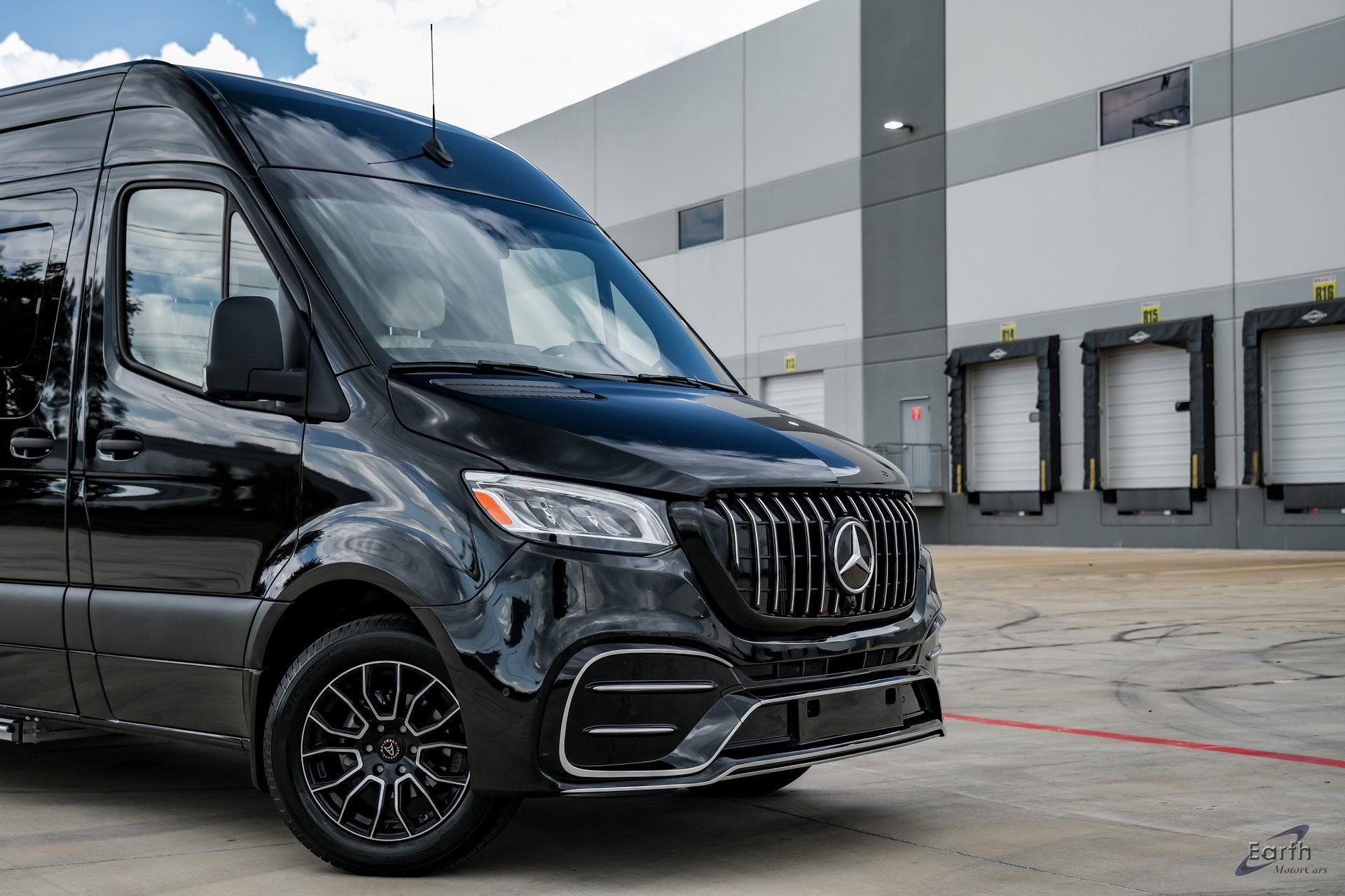 Used 2022 Mercedes-Benz Sprinter 2500 image 24