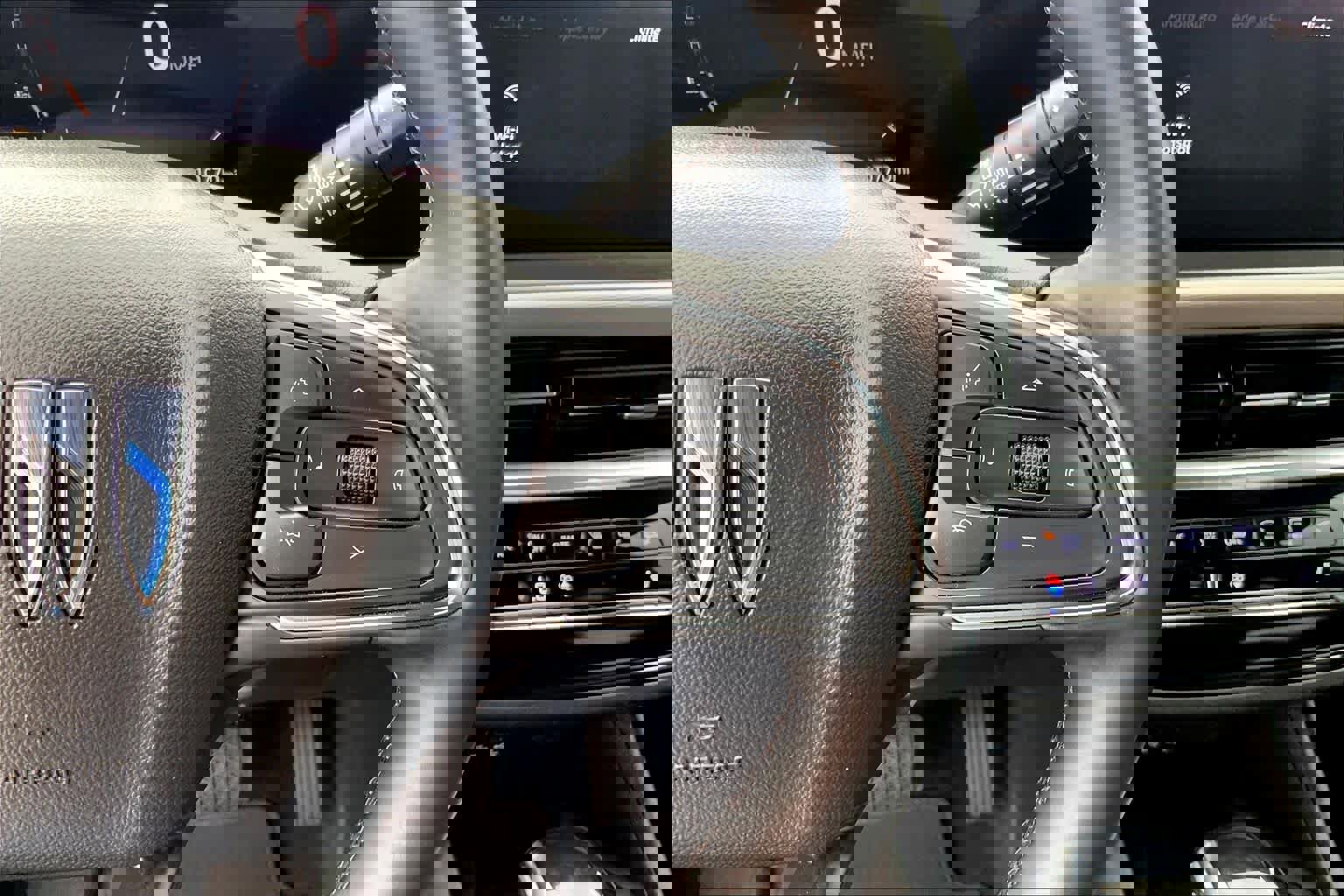 Certified 2025 Buick Envista Avenir image 24