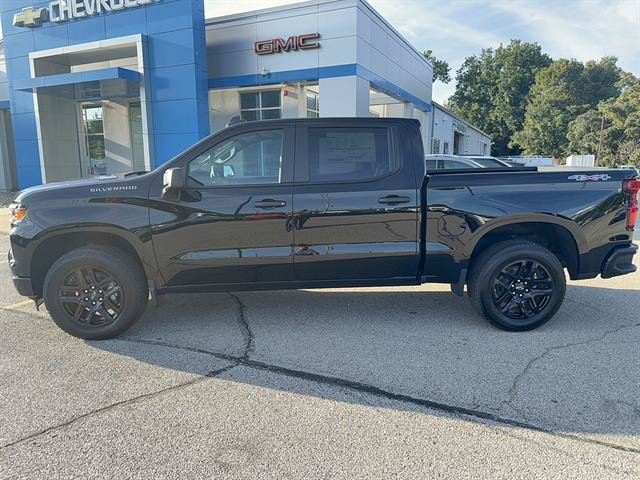 New 2026 Chevrolet Silverado 1500 Custom w/ LPO, Dark Essentials Package AWD/4WD image 3
