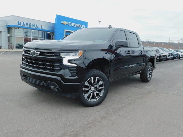 Used 2024 Chevrolet Silverado 1500 RST w/ Z71 Off-Road Package image 2