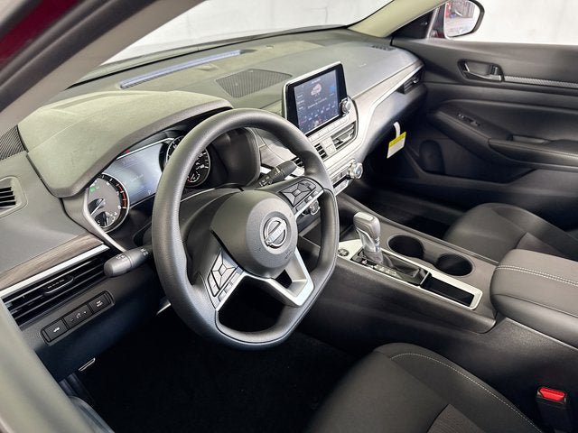 New 2026 Nissan Altima 2.5 SV FWD image 9