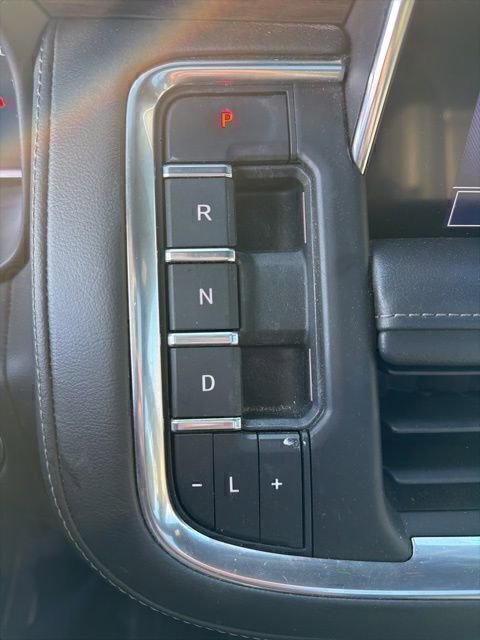 Used 2021 Chevrolet Tahoe LT w/ Rear Media and Nav Package image 15