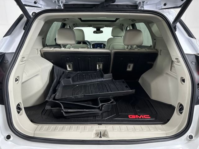 Used 2023 GMC Terrain Denali w/ Denali Premium Package image 26