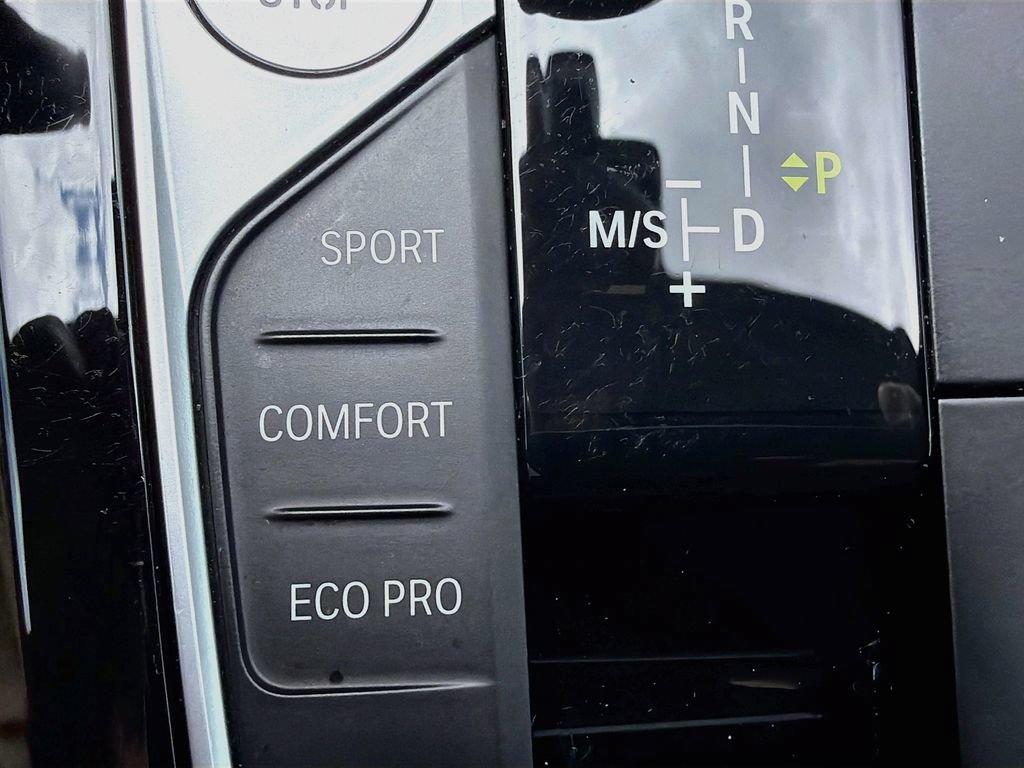 Used 2024 BMW X3 sDrive30i w/ Premium Package RWD image 30