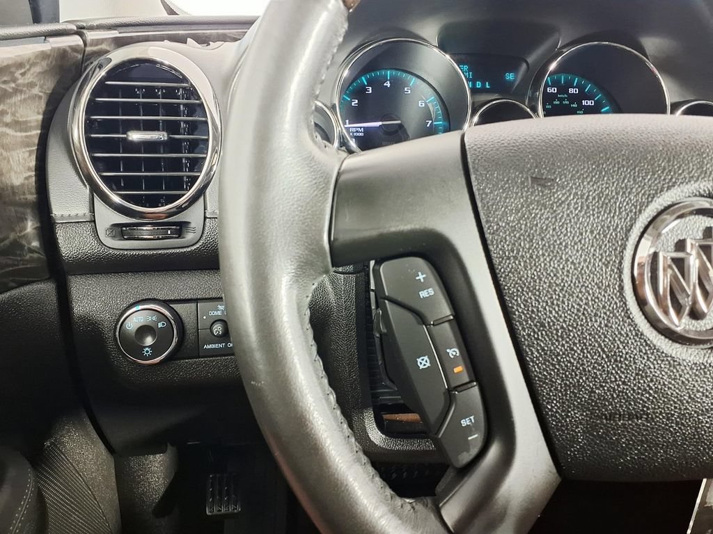 Used 2014 Buick Enclave Premium FWD image 26