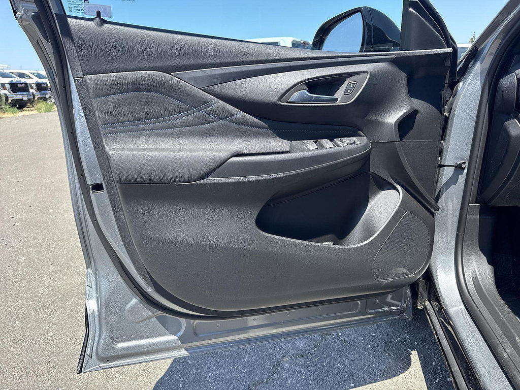 New 2026 Buick Envista Sport Touring FWD image 18