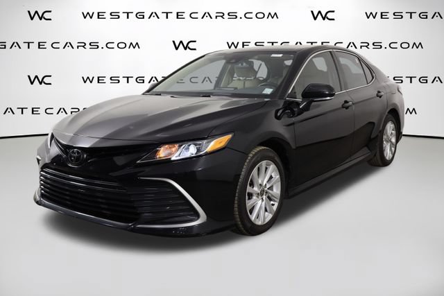 Used 2023 Toyota Camry LE w/ Convenience Package FWD image 1