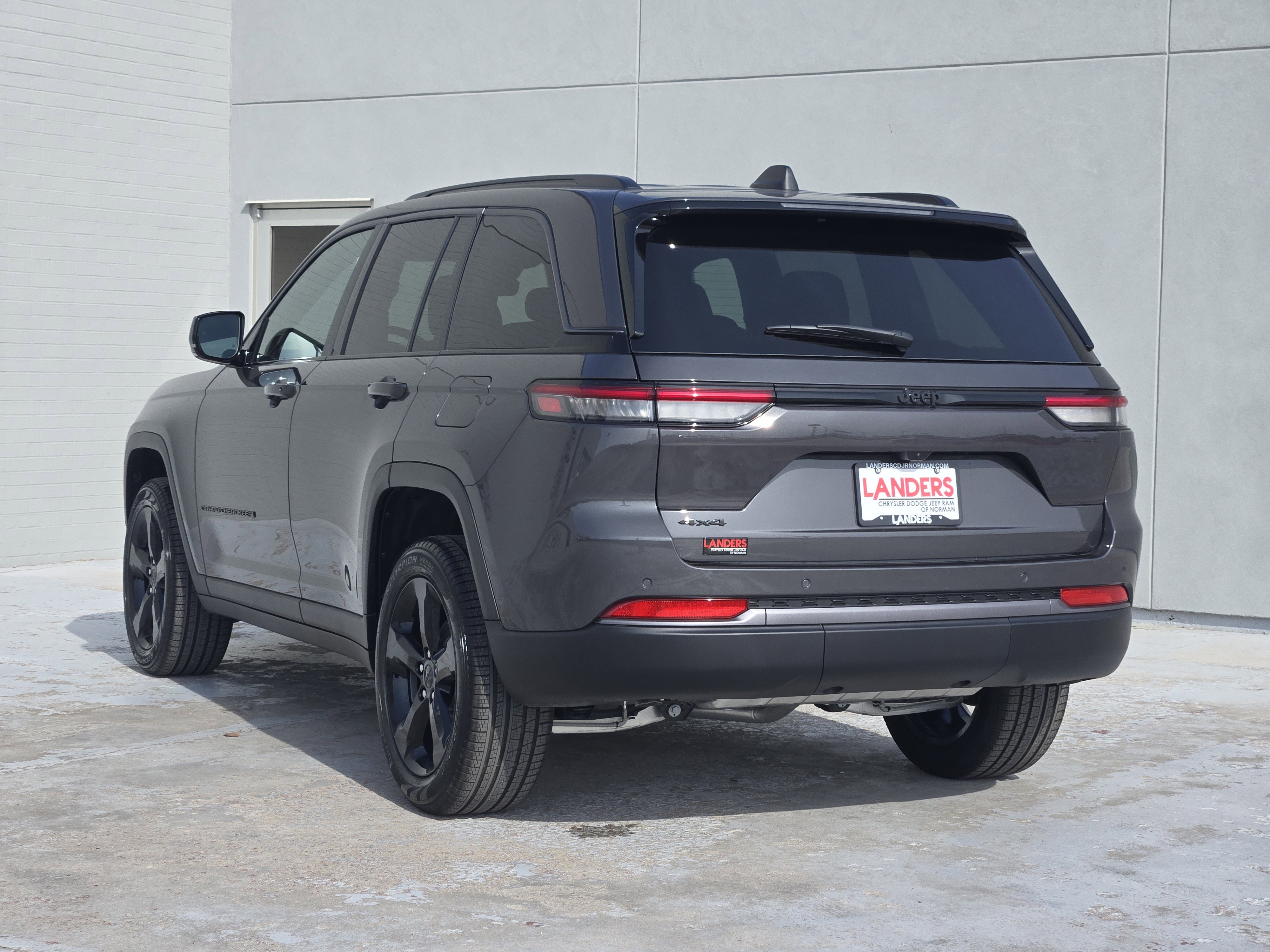 New 2026 Jeep Grand Cherokee Limited image 3